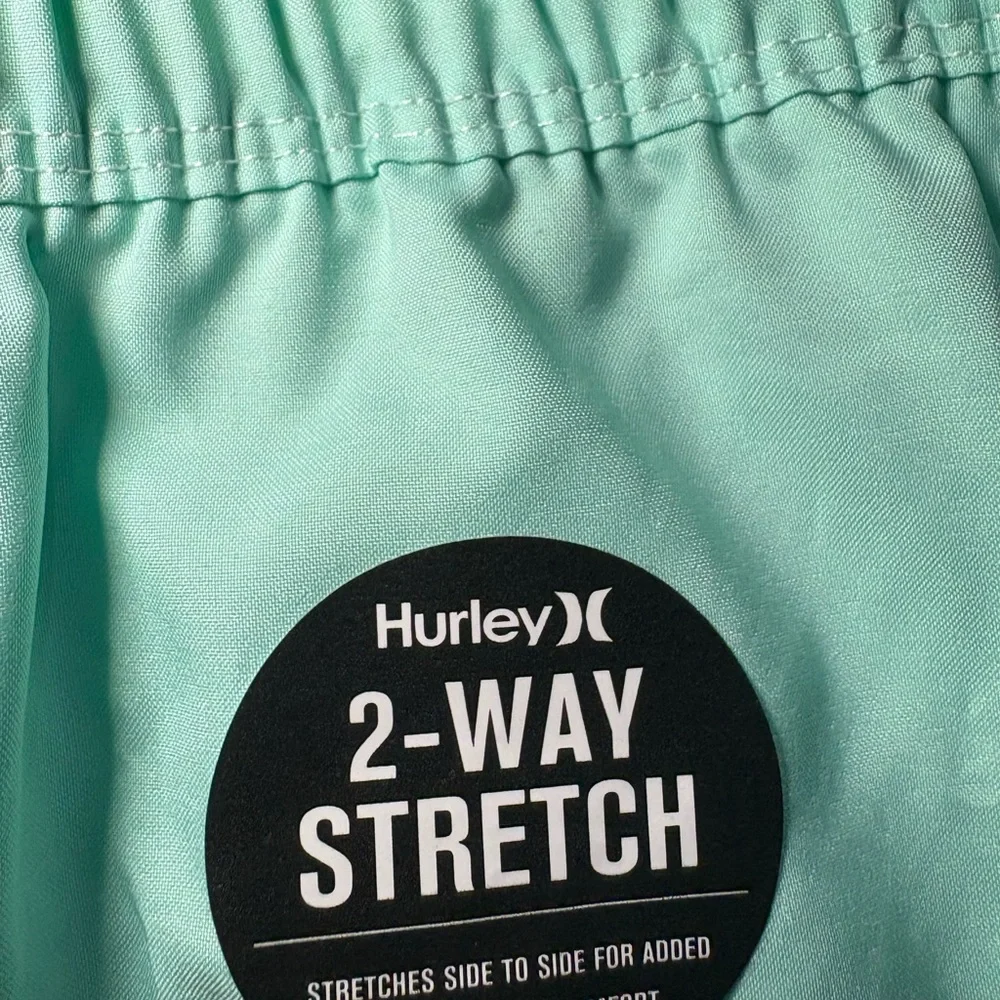 NWT Hurley Boys Green Glow Swim Trunks with liner‎